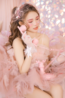 老中医吮她的花蒂和奶水视频播放
